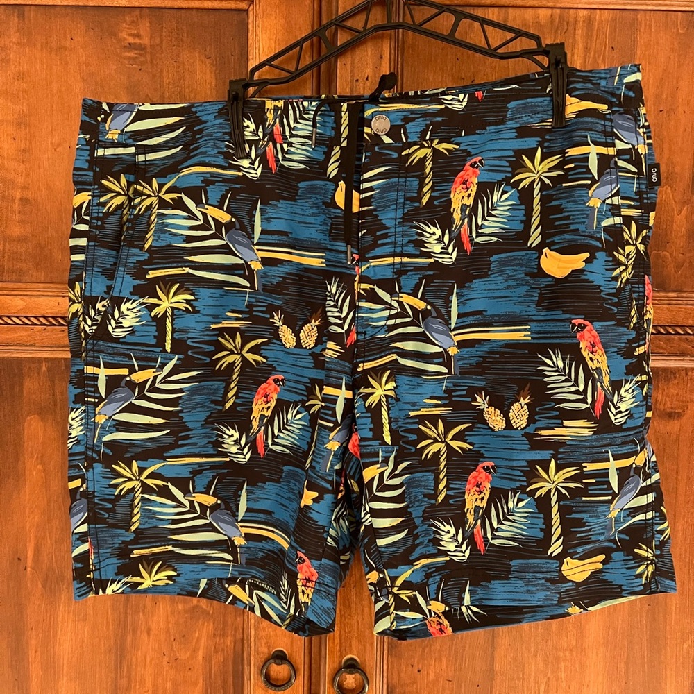 Onia Mens Swim Trunks Size 38 The Calder Tropical Print with Pockets | Like New